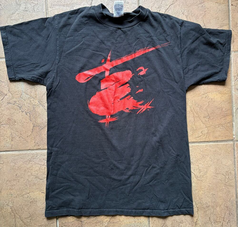 Vintage Y2K Heat of the Night Miss Saigon T-Shirt Fruit of the Loom  Size M